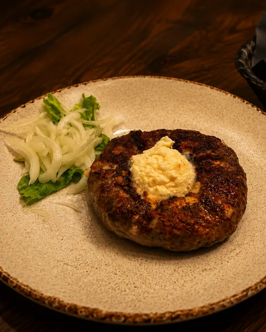 Pljeskavica s kajmakom i lepinjom, Grill House Varaždin