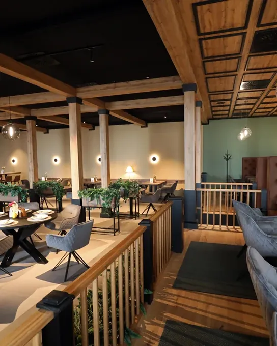 Blagovaonica s drvenim gredama, Grill House Varaždin